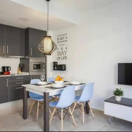 Cozy Flat Near Torres De Serrano Valencia Exterior photo